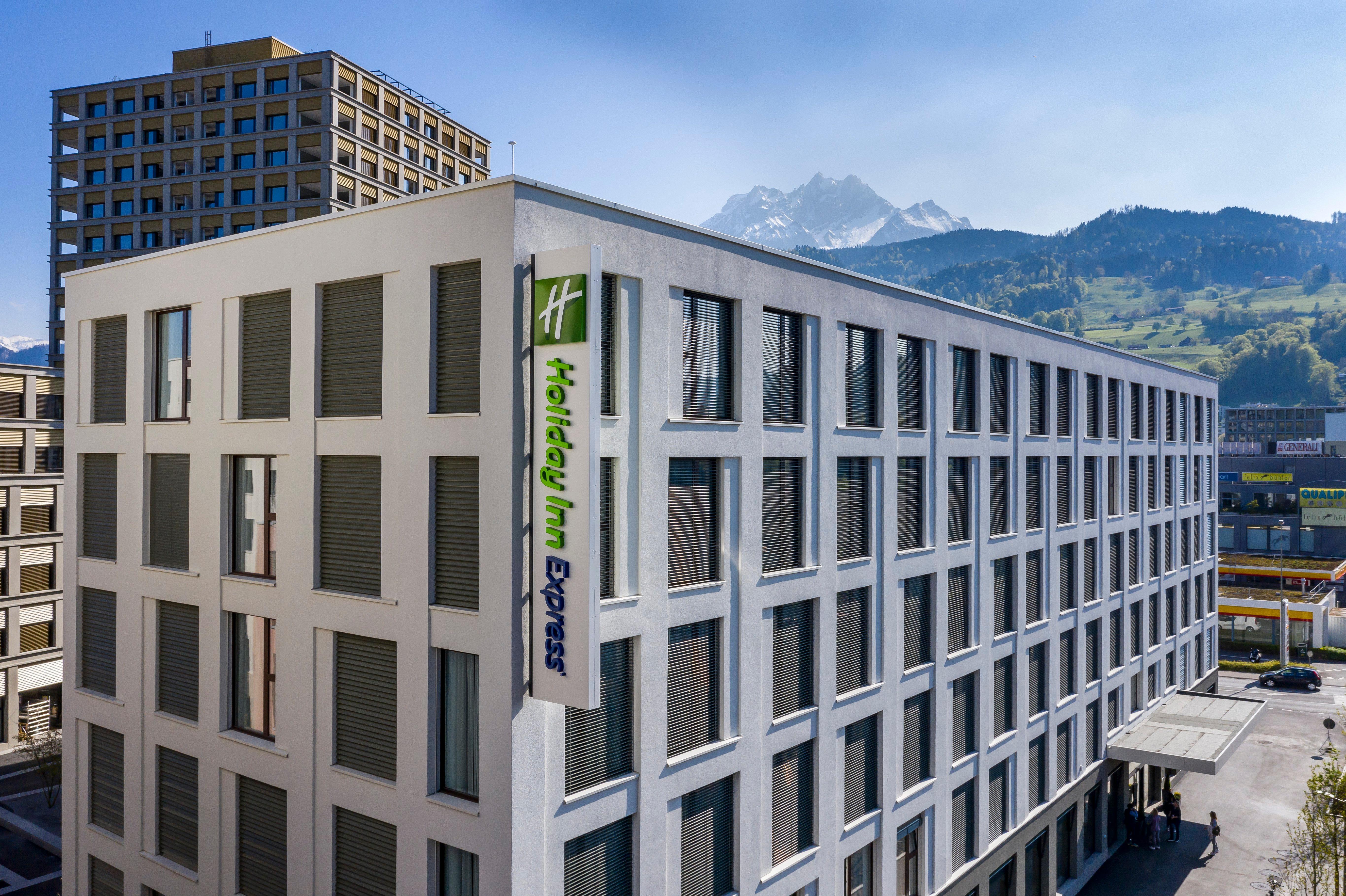 Holiday Inn Express - Luzern - Kriens By Ihg Exterior photo