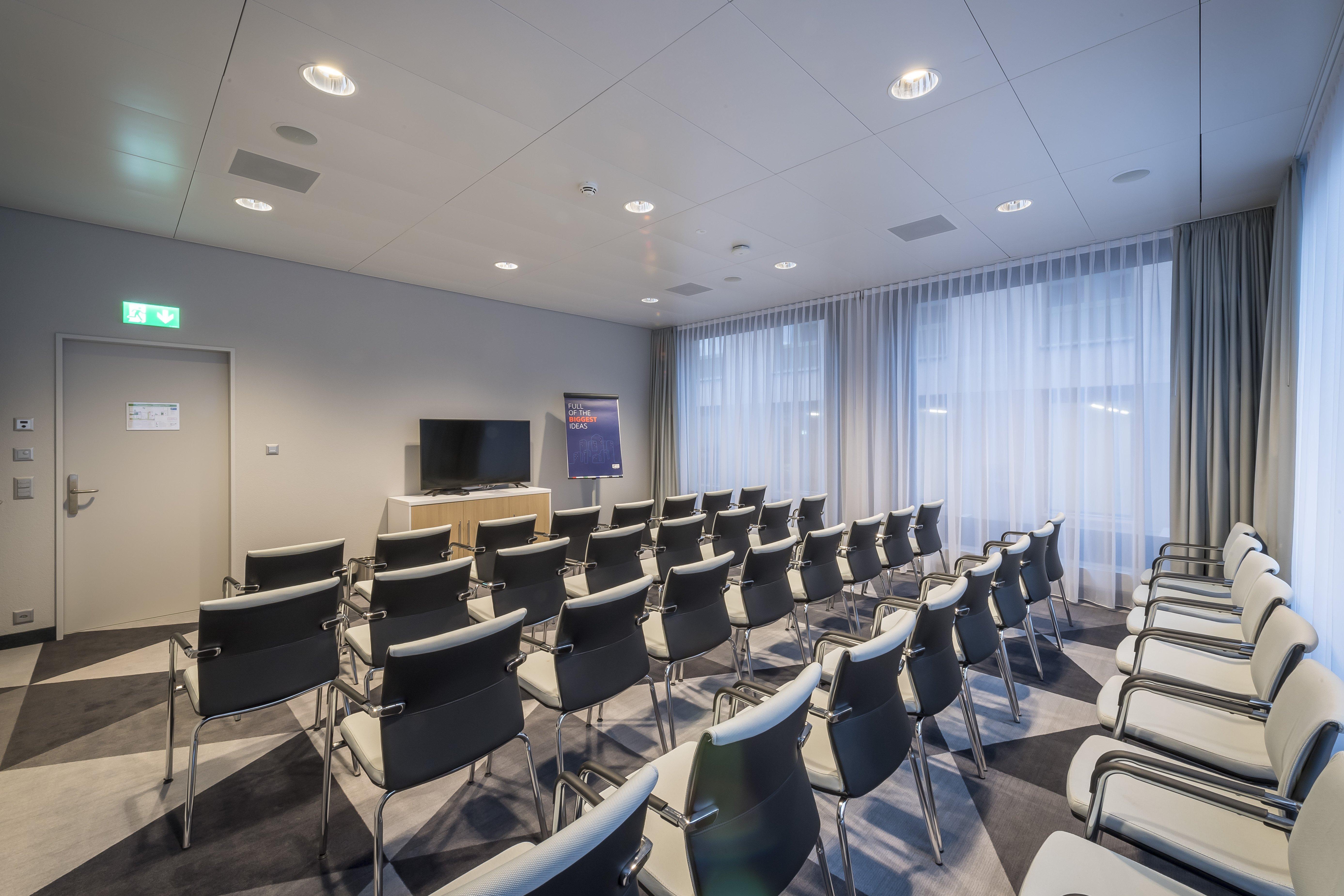 Holiday Inn Express - Luzern - Kriens By Ihg Exterior photo