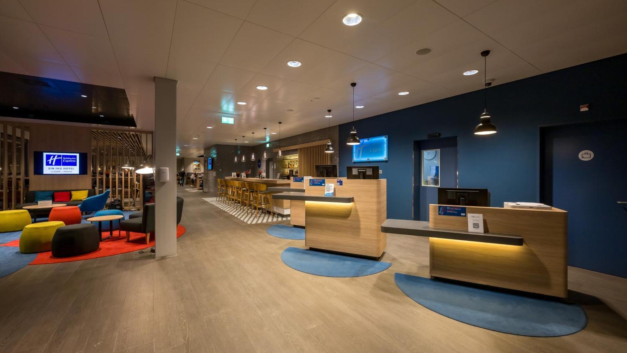 Holiday Inn Express - Luzern - Kriens By Ihg Exterior photo