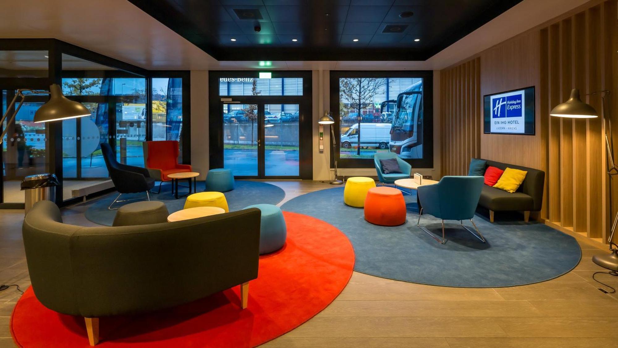 Holiday Inn Express - Luzern - Kriens By Ihg Exterior photo